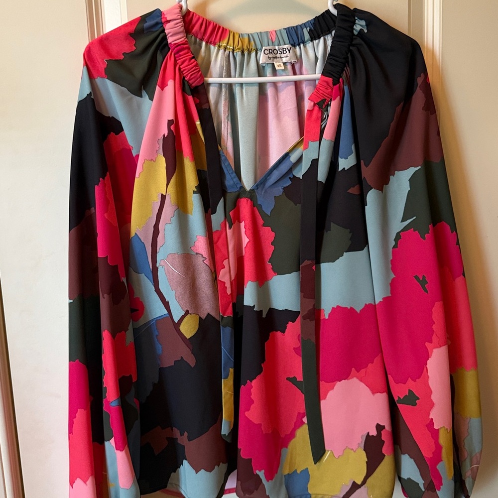 Crosby Multicolor Floral Blouse NWOT